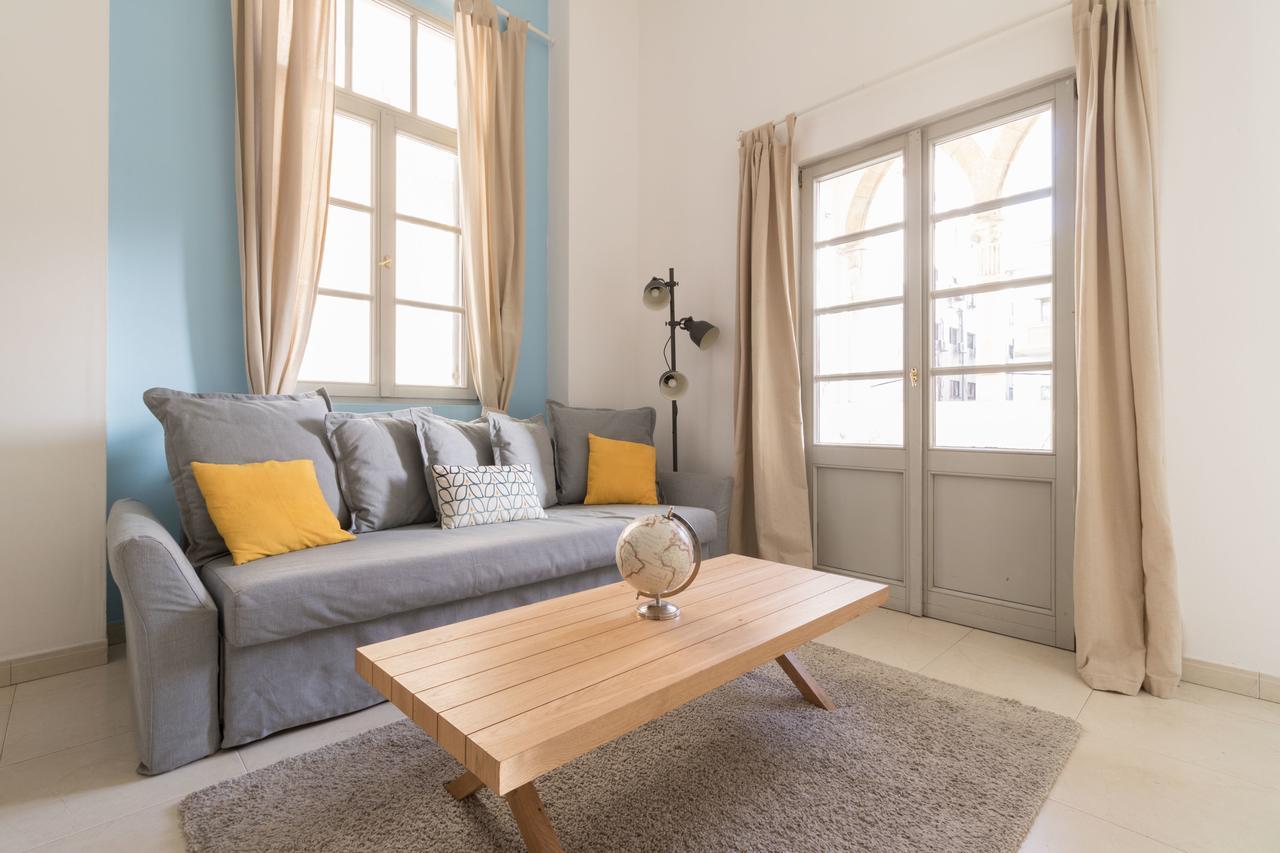 Sweethome26 Luxury Apt Sea View 50 Meters From The Beach Free Parking Тел Авив Екстериор снимка