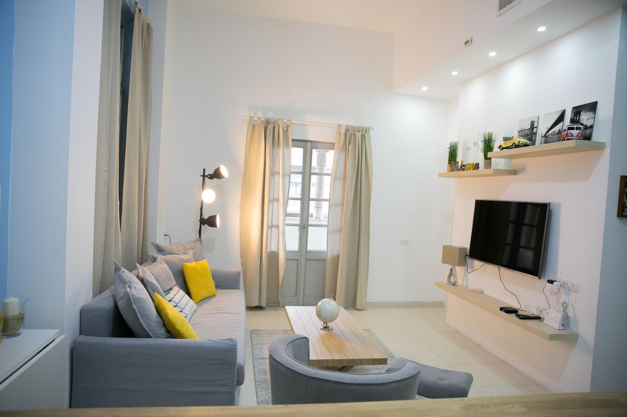Sweethome26 Luxury Apt Sea View 50 Meters From The Beach Free Parking Тел Авив Екстериор снимка